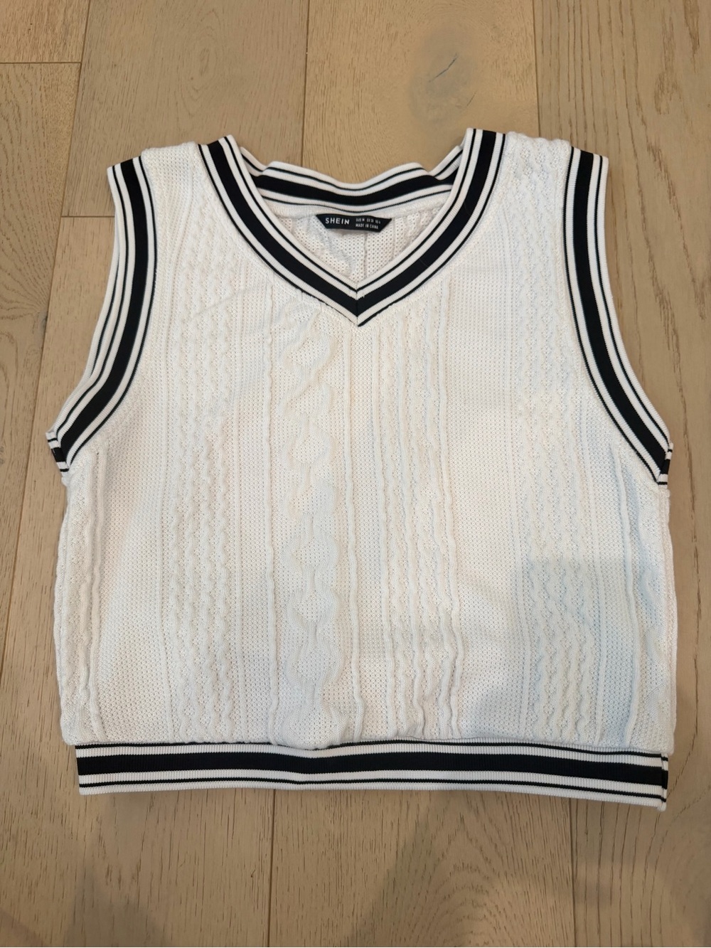 SHEIN White Cable Knit Vest with Black Striped V-Neck